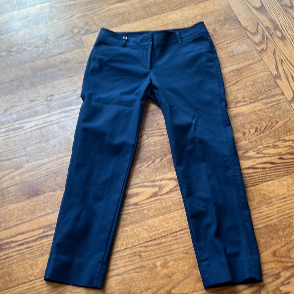 White House Black Market navy pant size 4R